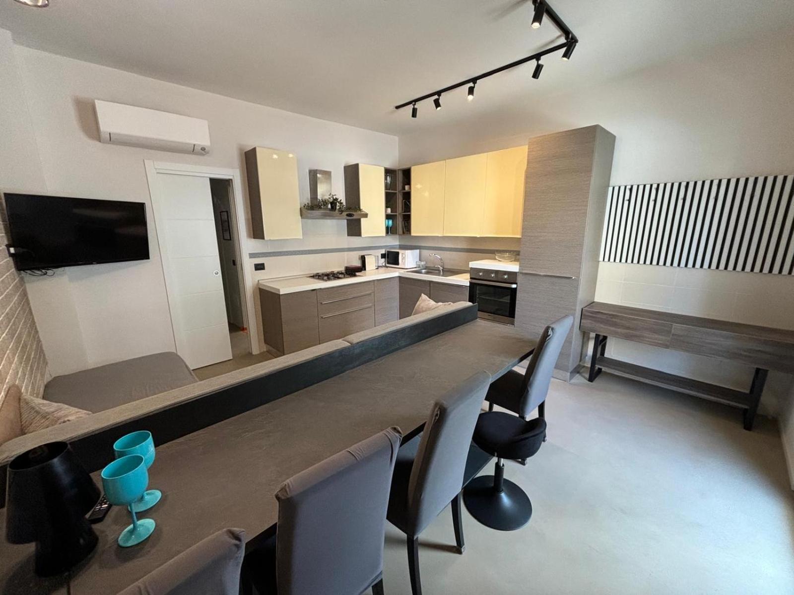 Typic Loft Beachfront Apartment